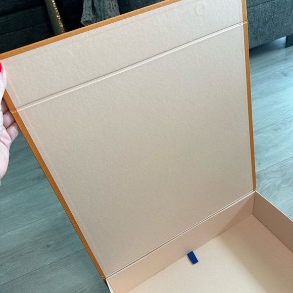 Louis Vuitton Gift Box - XL - Picture 7 of 8